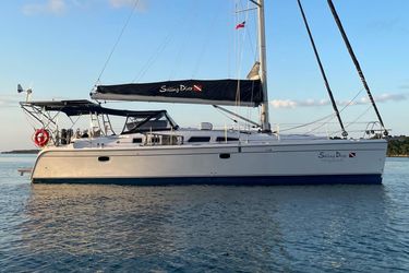 49' Hunter 2010 Yacht For Sale